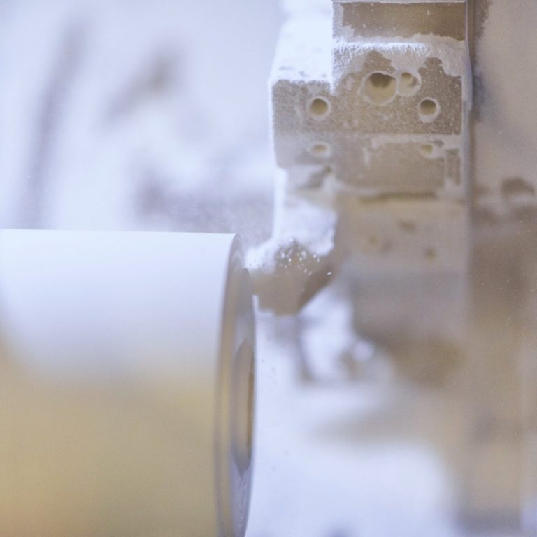 Découvrez la gamme de creusets NCF Industrial : alumine, zircone, quartz et autres céramiques techniques. Haute résistance thermique